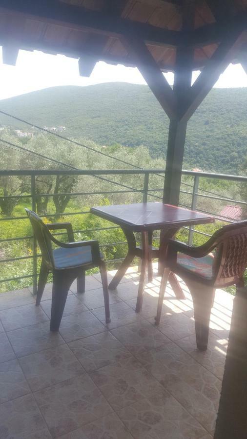 Aparthotel Darinka Ulcinj Esterno foto