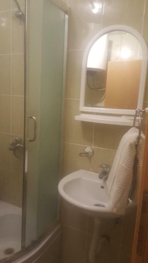 Aparthotel Darinka Ulcinj Esterno foto